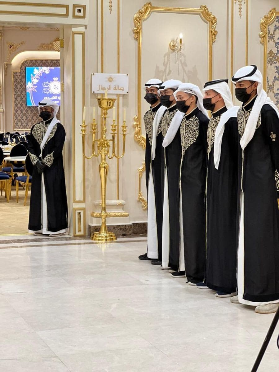 قهوجيين وصبابيين في الرياض لخدمة المؤتمرات وفعاليات الشركات